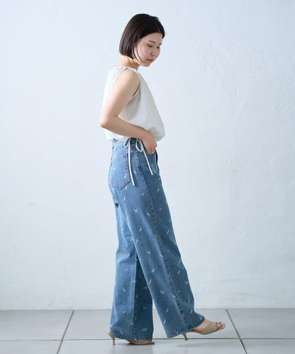 willow 花卉刺繡寬鬆直筒牛仔褲