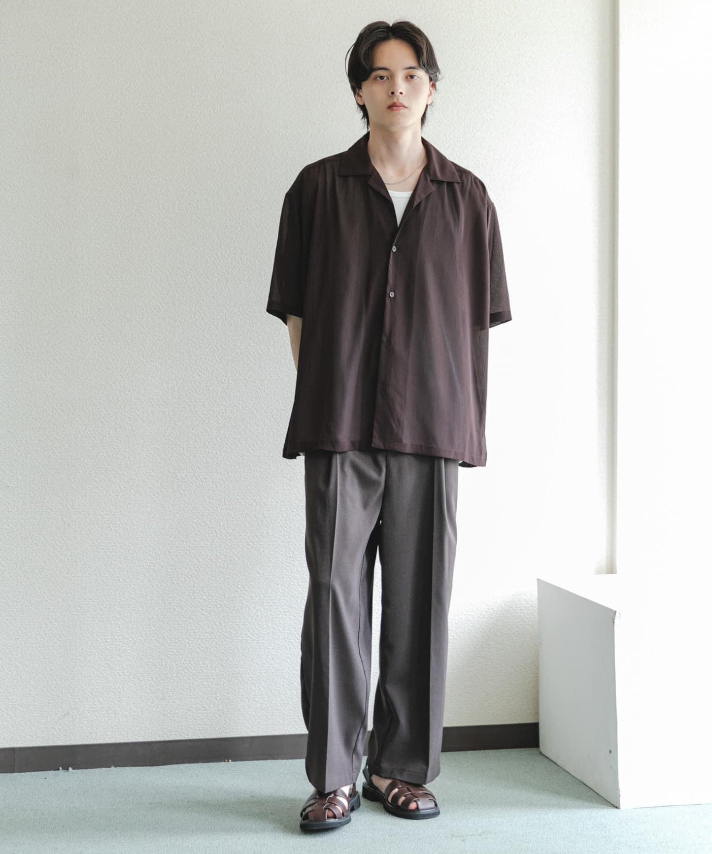 透紗楊柳質感 開領 襯衫