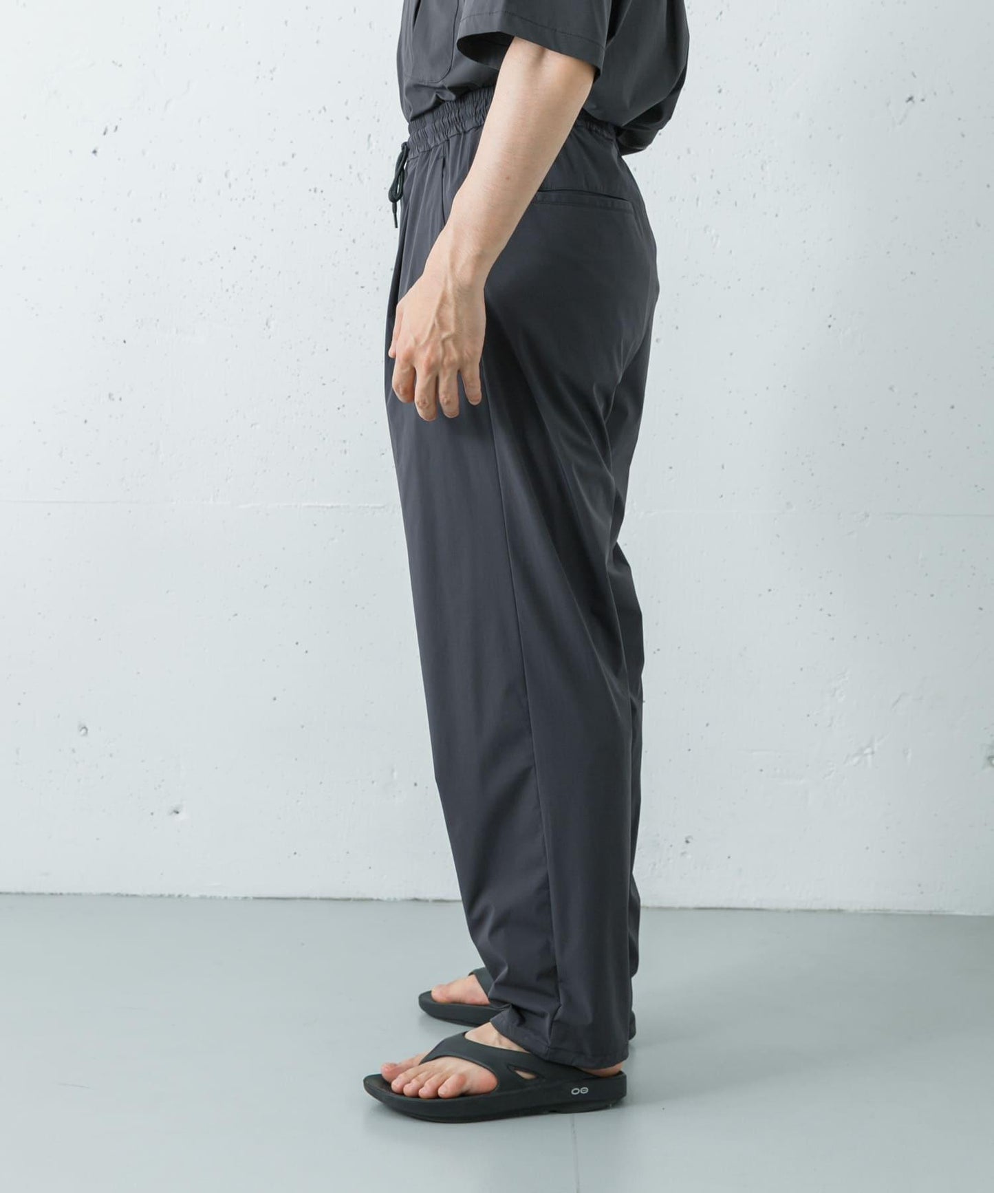 UR TECH MoLight PACKABLE PANTS 可收納 褲子
