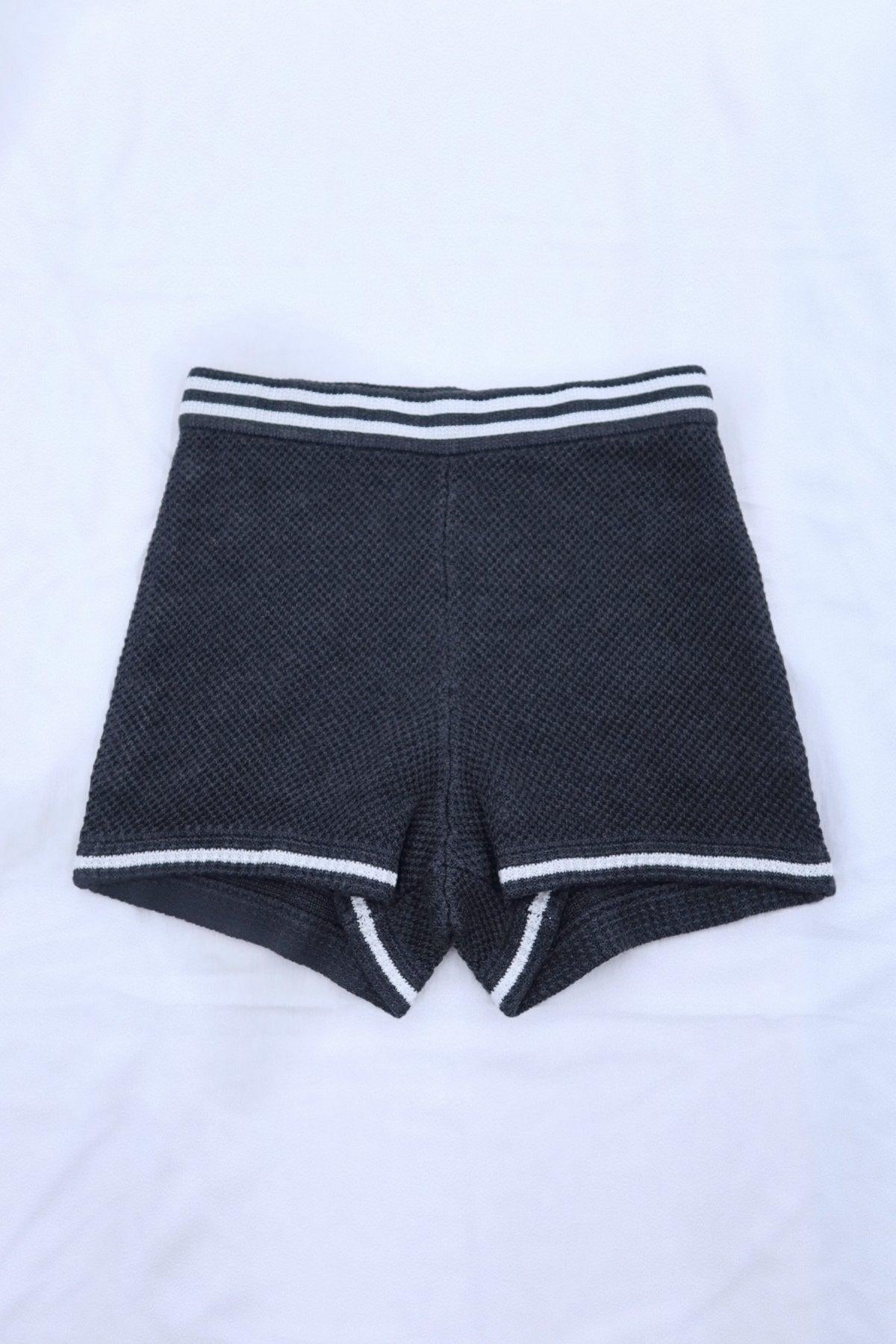 Cashmere knit 羊絨針織短褲