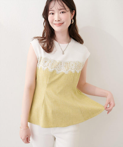 蕾絲拼接荷葉邊上衣