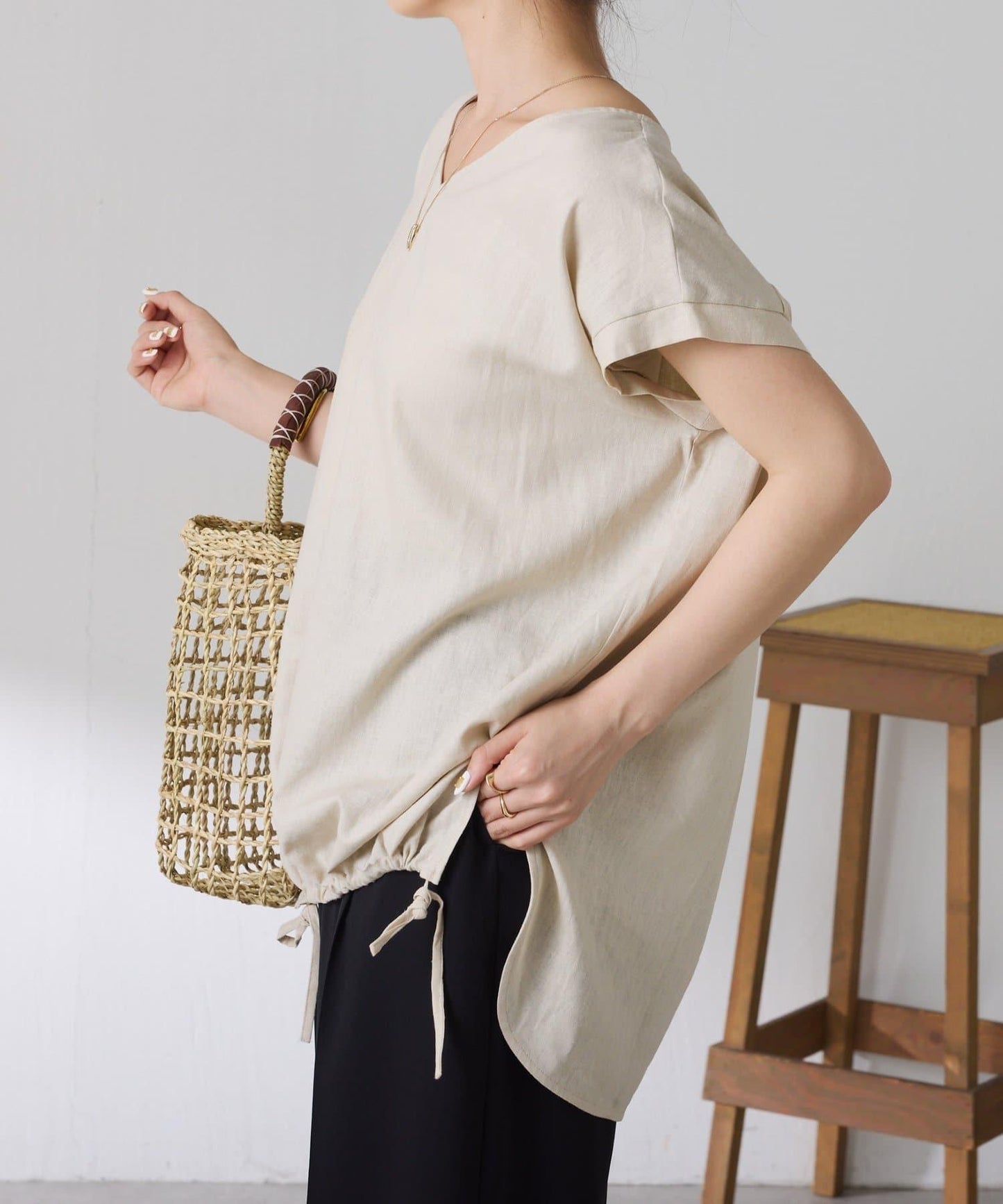 清爽麻混 抽繩設計 休閒 blouse 上衣