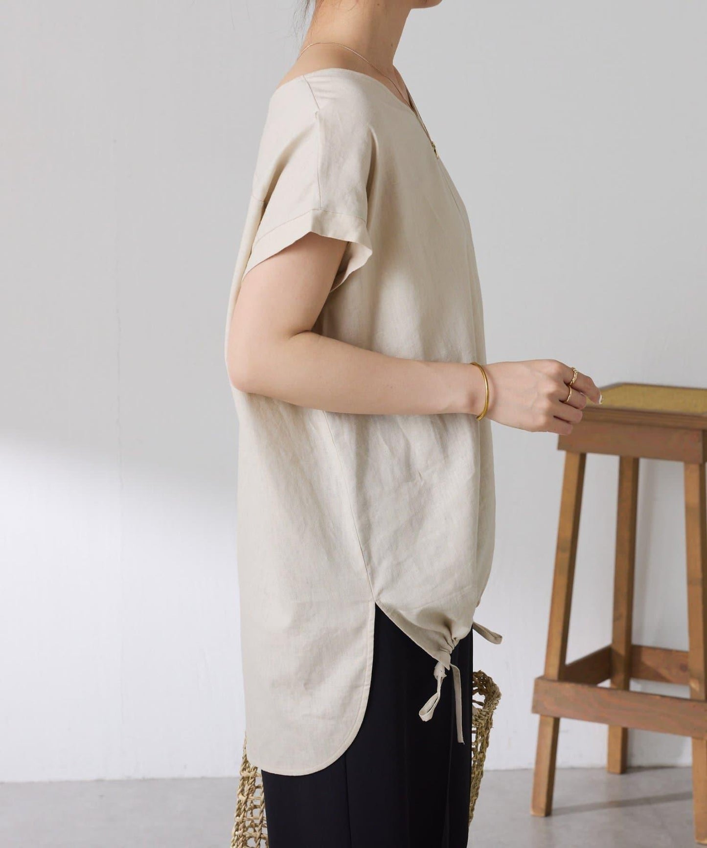 清爽麻混 抽繩設計 休閒 blouse 上衣