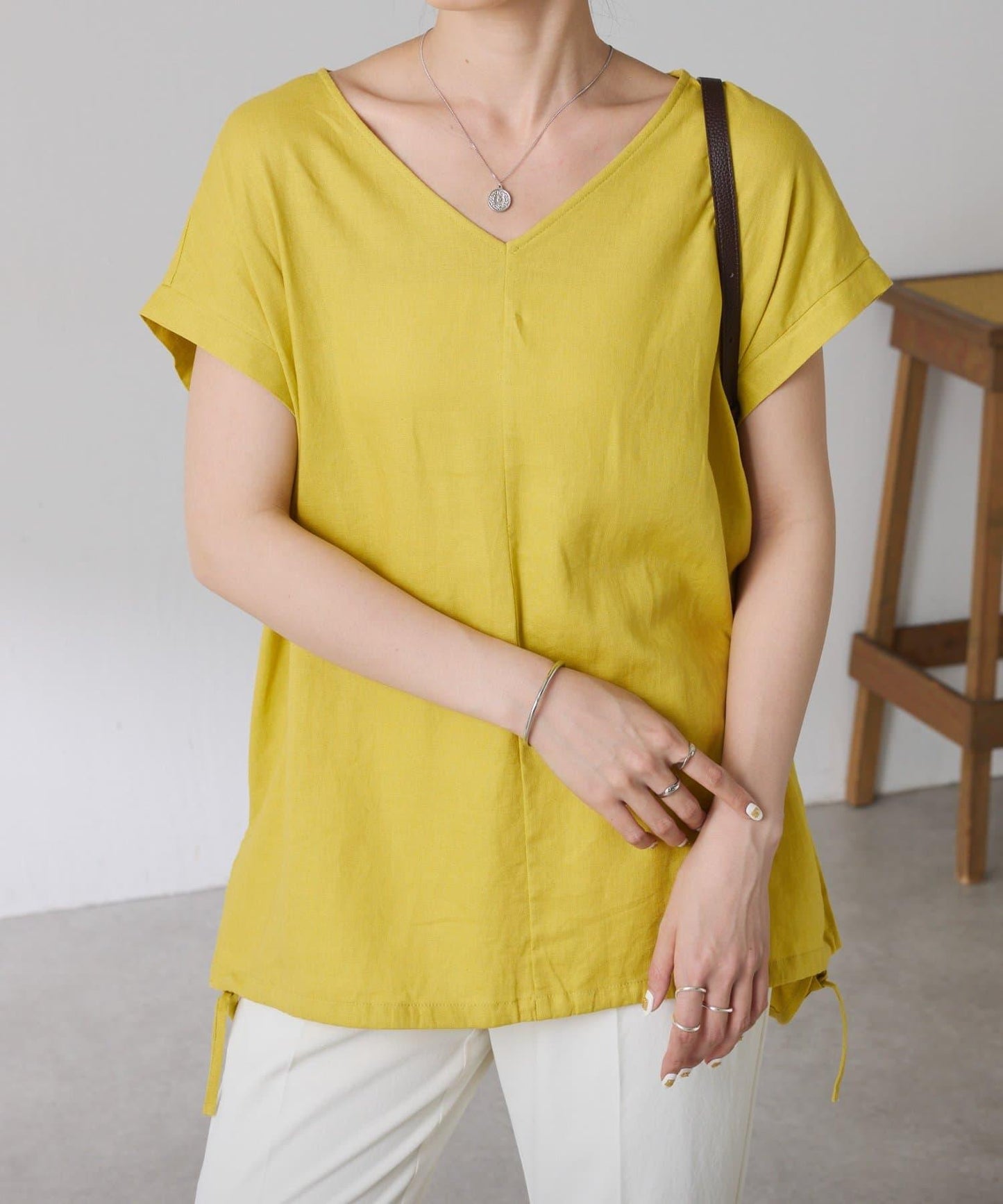 清爽麻混 抽繩設計 休閒 blouse 上衣