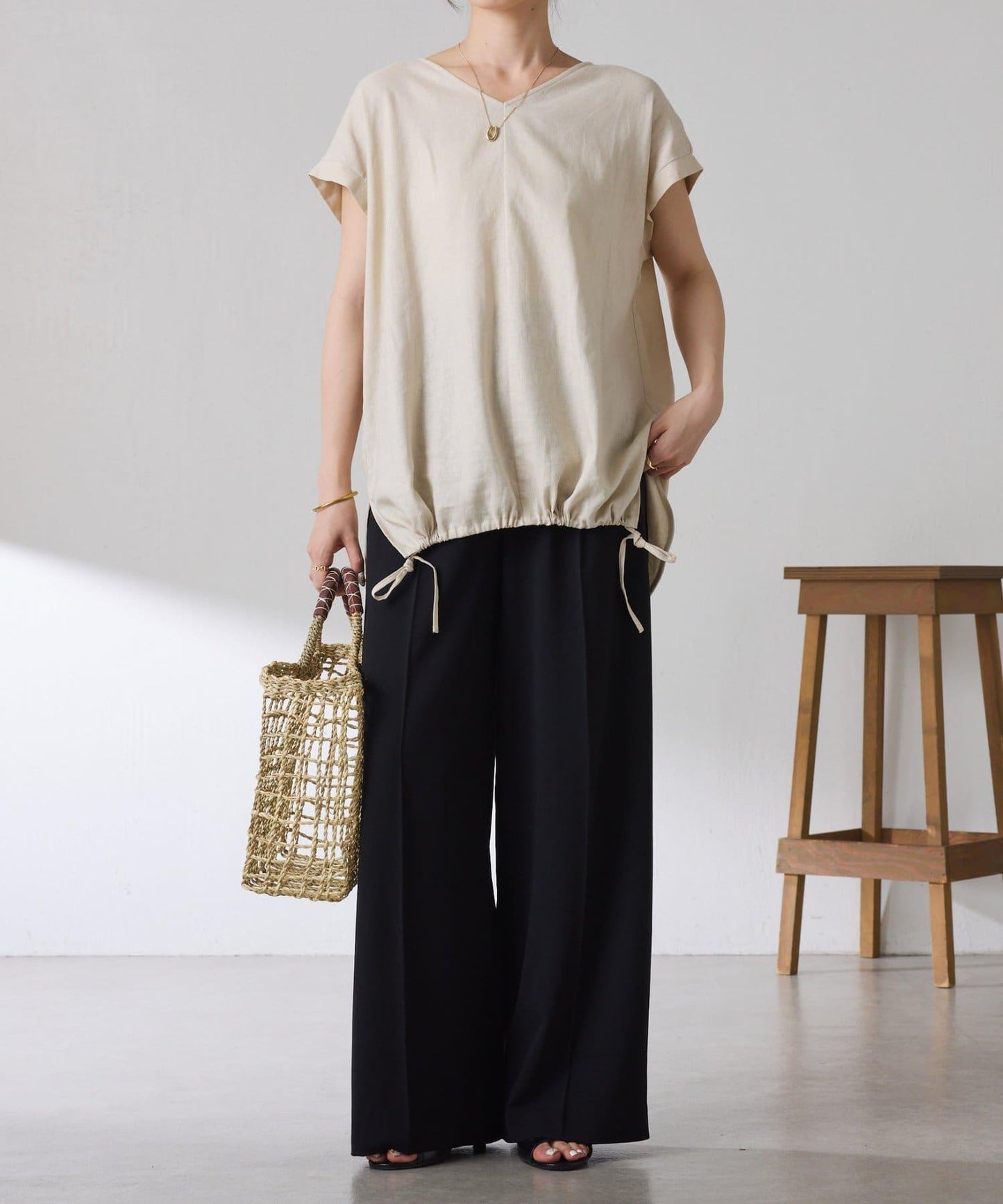 清爽麻混 抽繩設計 休閒 blouse 上衣