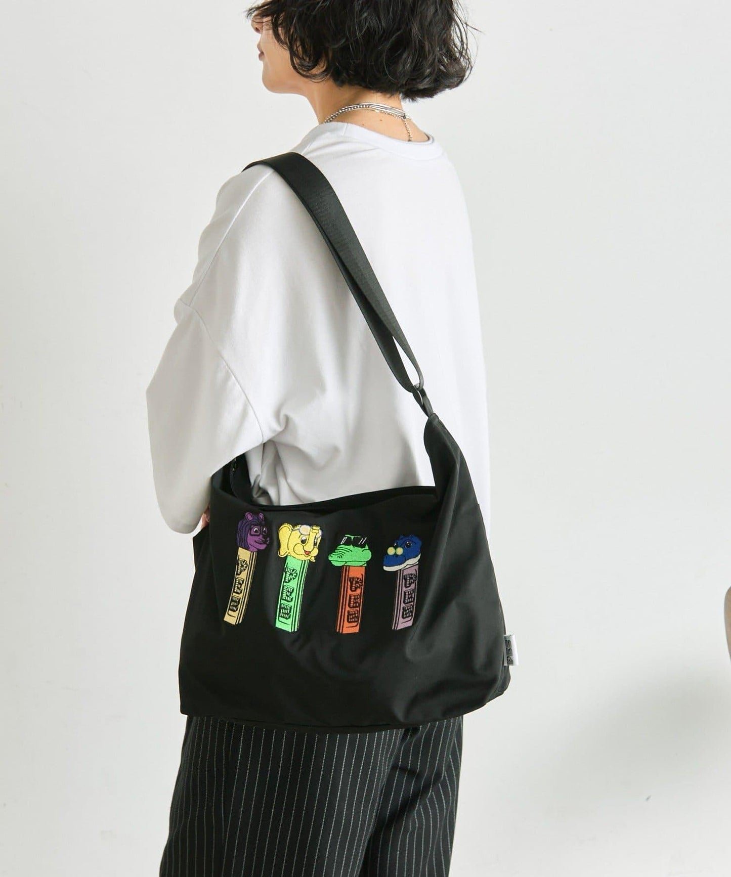 PEZ×ear A4尺寸適配 斜挎包