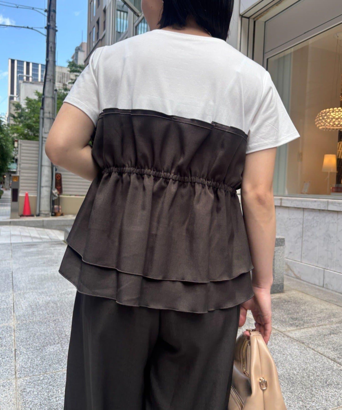 荷葉邊束胸上衣套裝