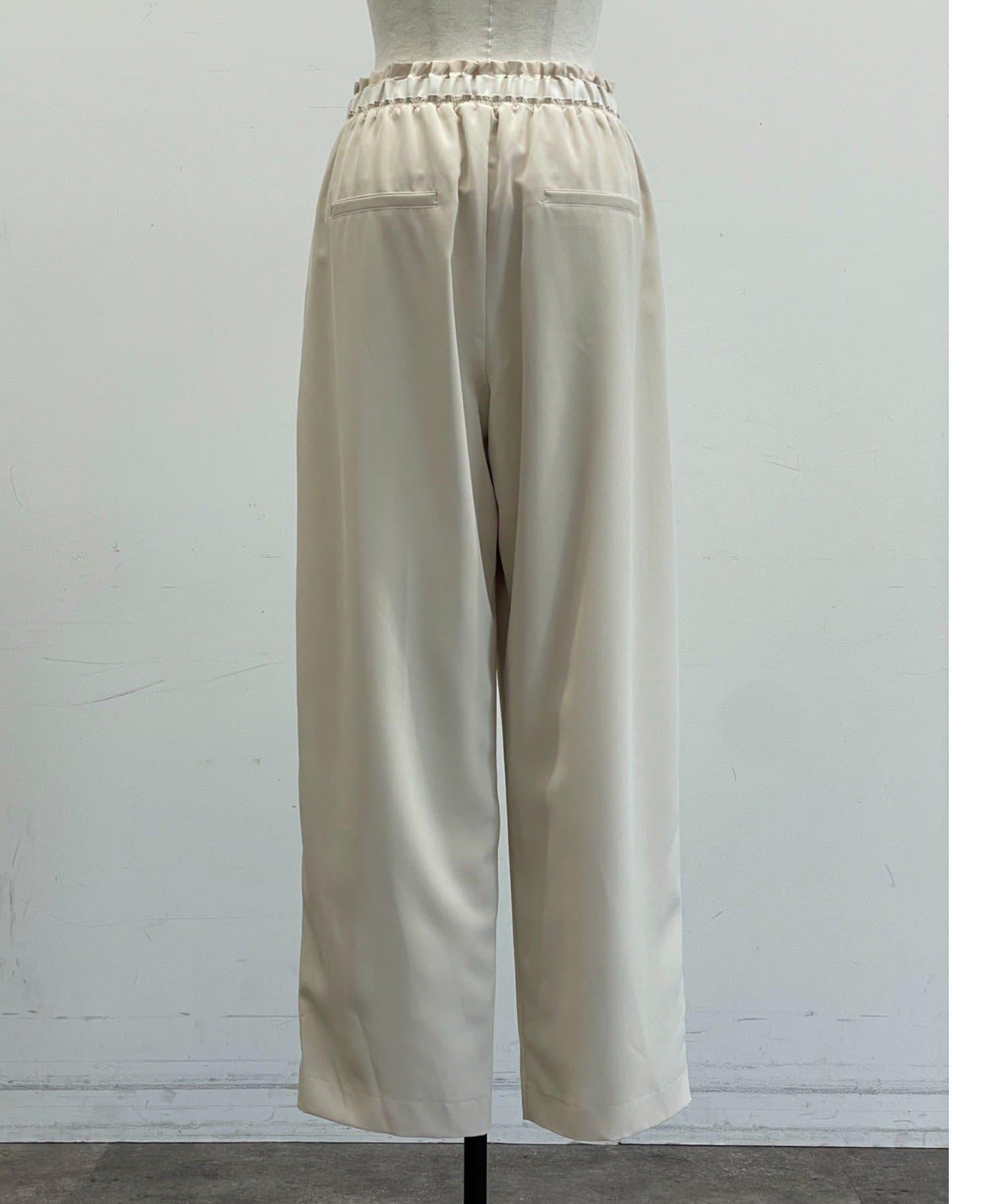 腰帶設計 斜紋 褲子