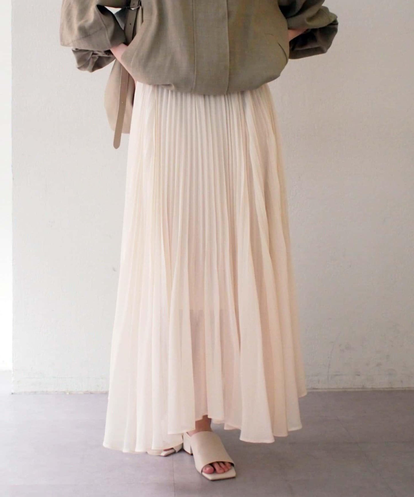 Loungedress 輕透褶皺半身裙