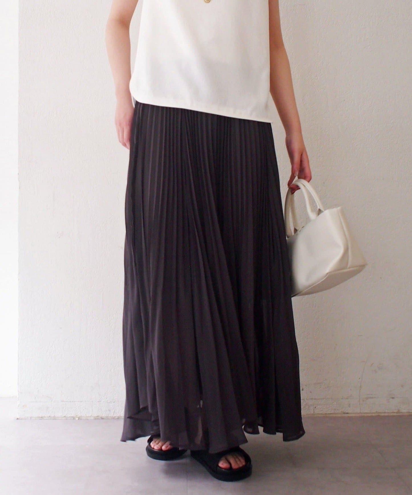 Loungedress 輕透褶皺半身裙