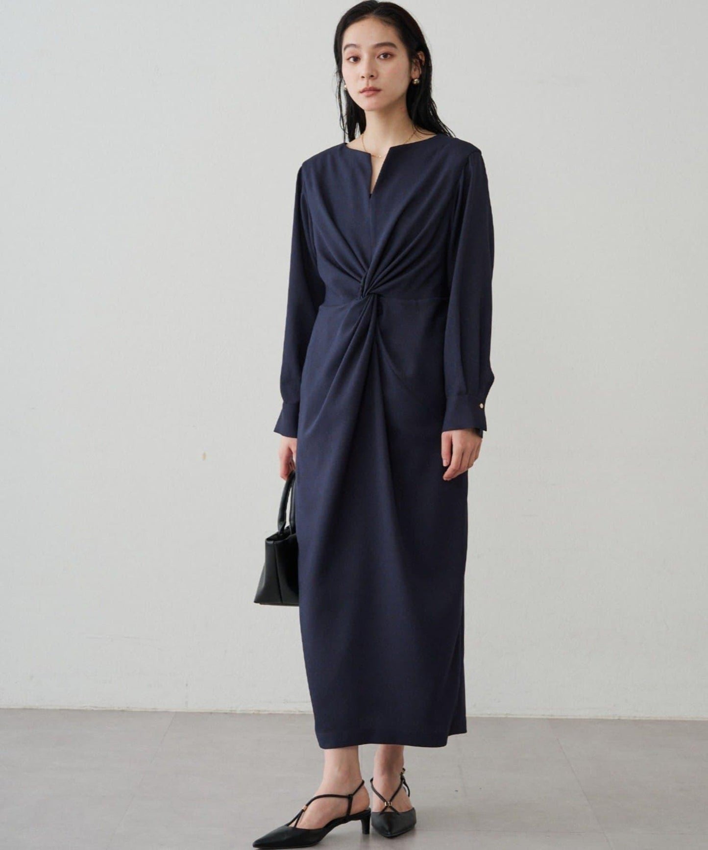 Loungedress 扭結V領連衣裙
