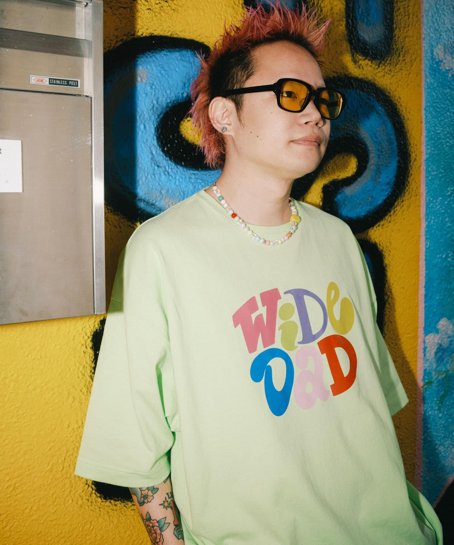 Wide Dad GRAPHIC T-SHIRTS WITH HATCH T恤