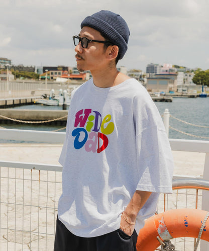 Wide Dad GRAPHIC T-SHIRTS WITH HATCH T恤