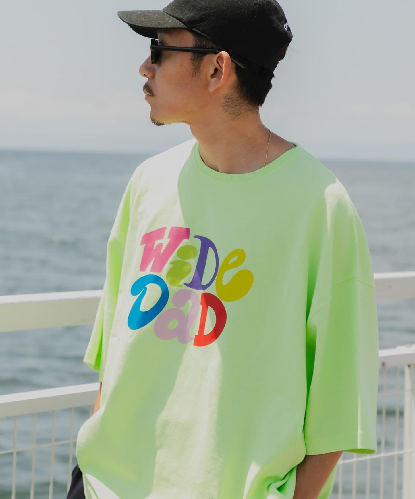Wide Dad GRAPHIC T-SHIRTS WITH HATCH T恤