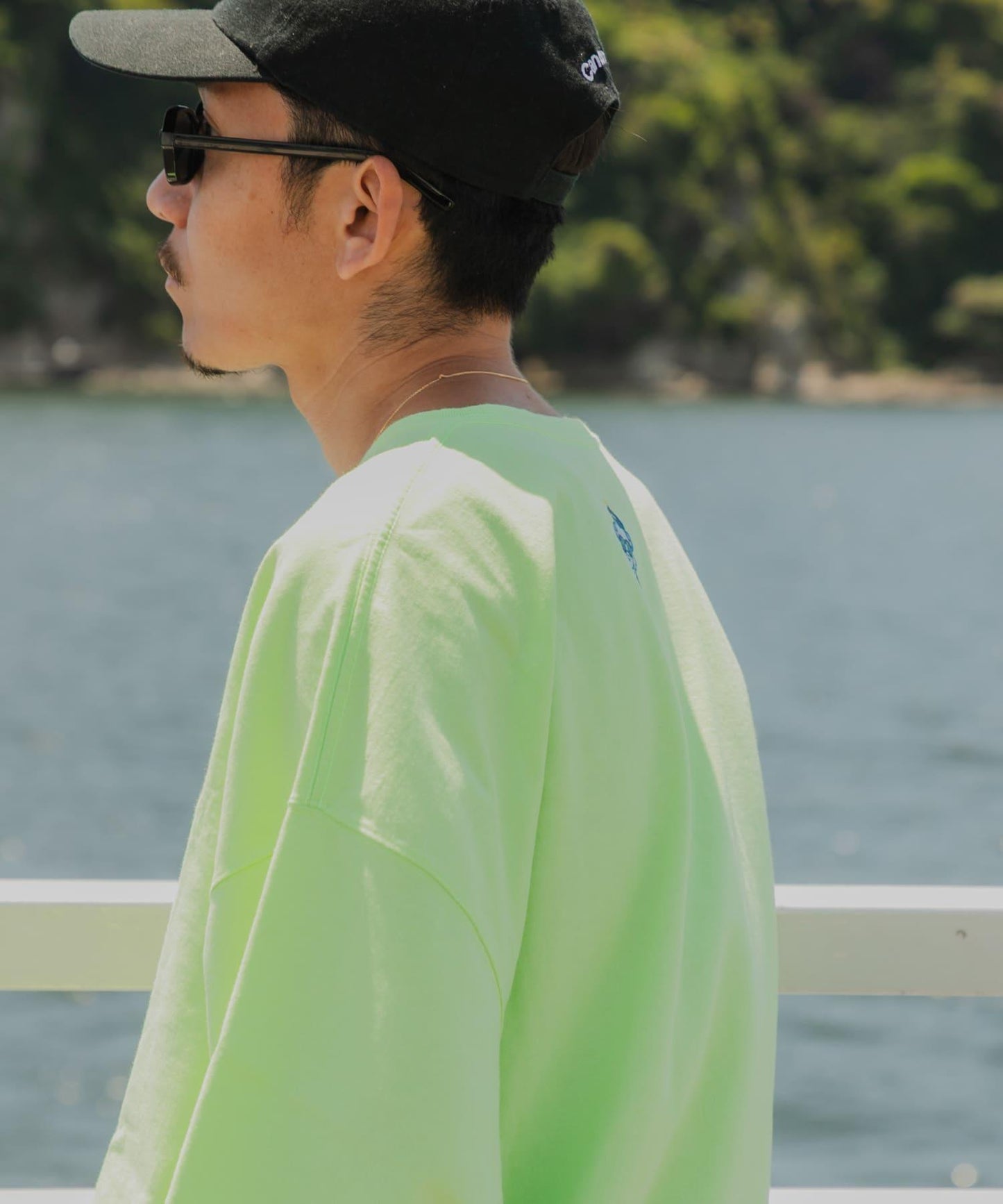 Wide Dad GRAPHIC T-SHIRTS WITH HATCH T恤