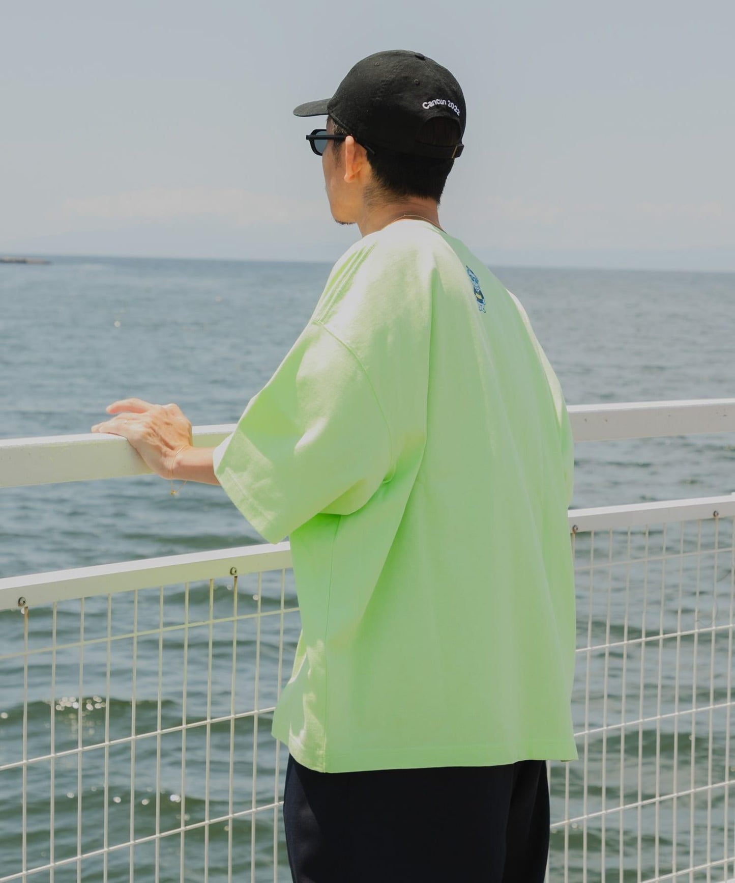 Wide Dad GRAPHIC T-SHIRTS WITH HATCH T恤