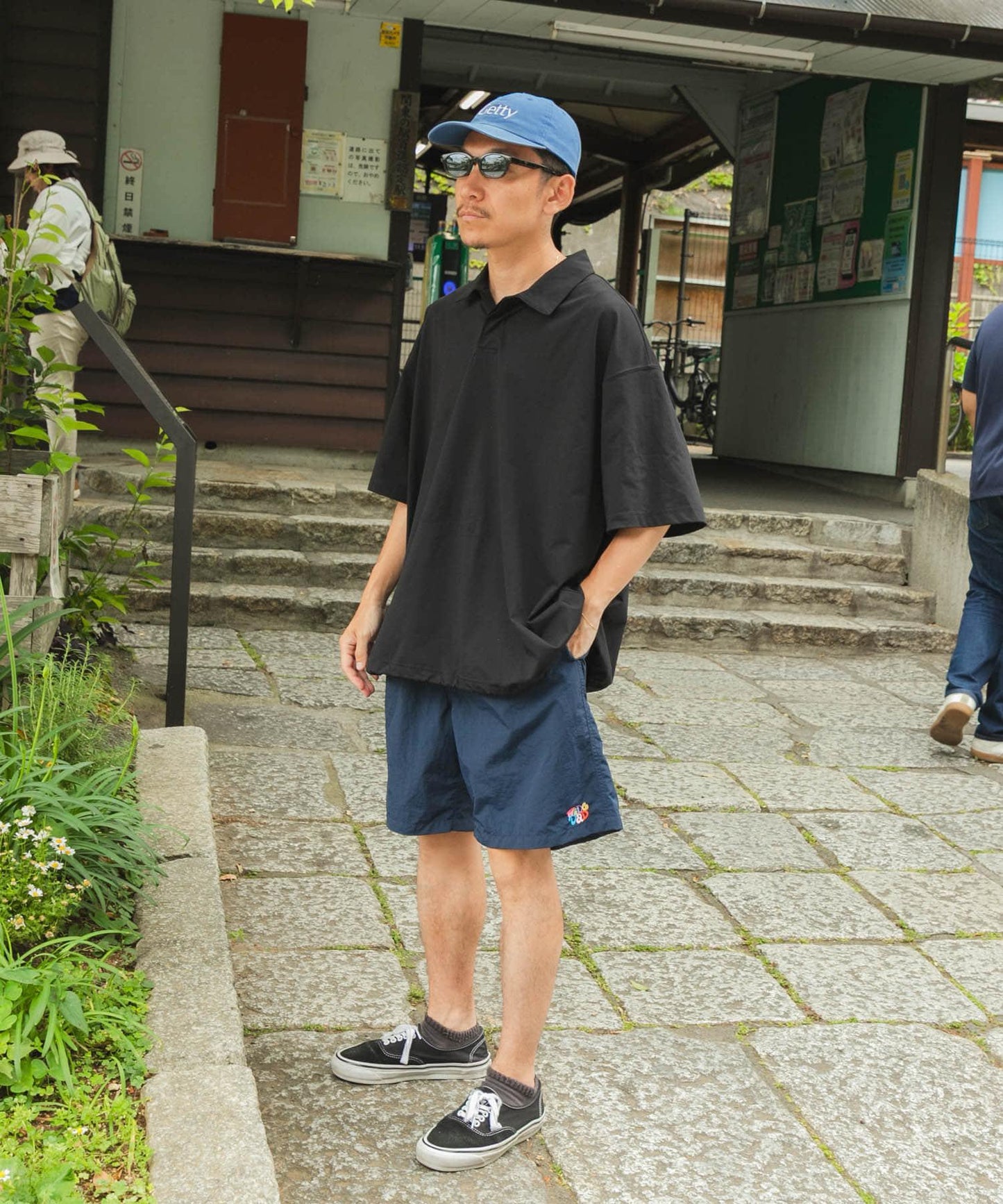 Wide Dad Graphic Shorts with Hatch 休閒短褲