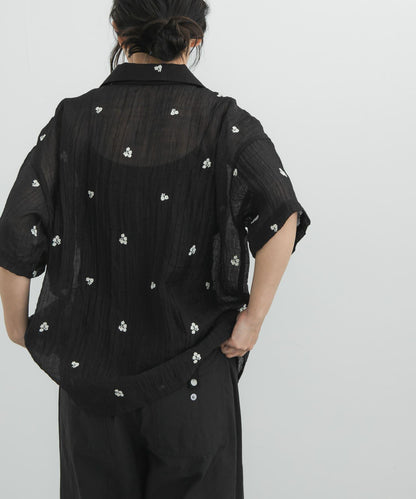 刺繡透紗襯衫