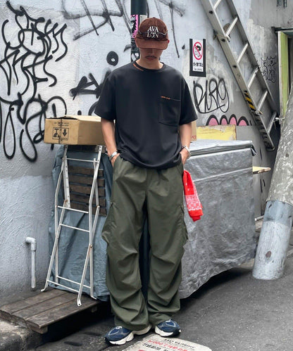 尼龍褶飾工裝褲