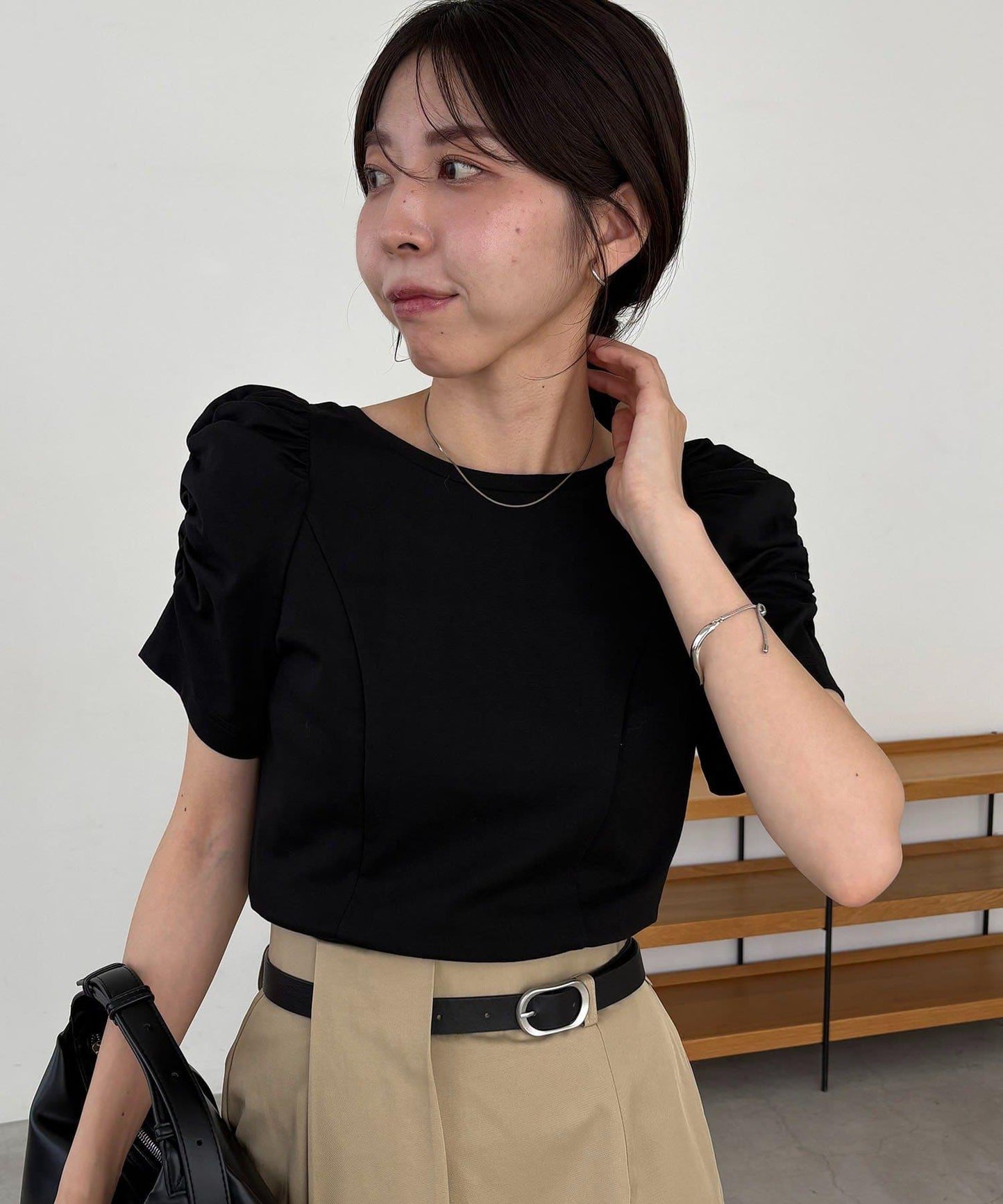 褶皺泡泡袖T恤