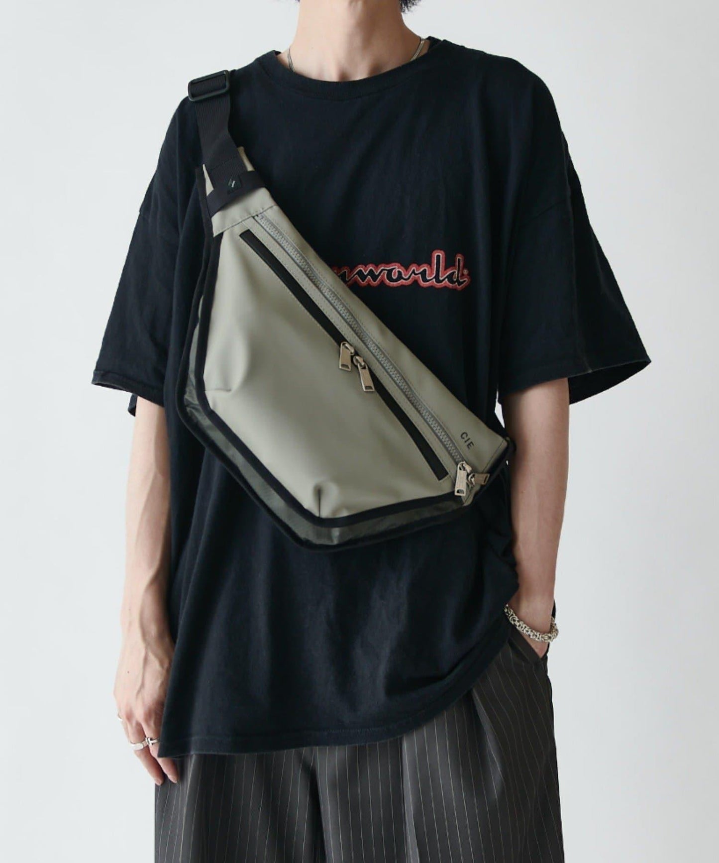 CIE VARIOUS SLINGBAG-M 斜挎包
