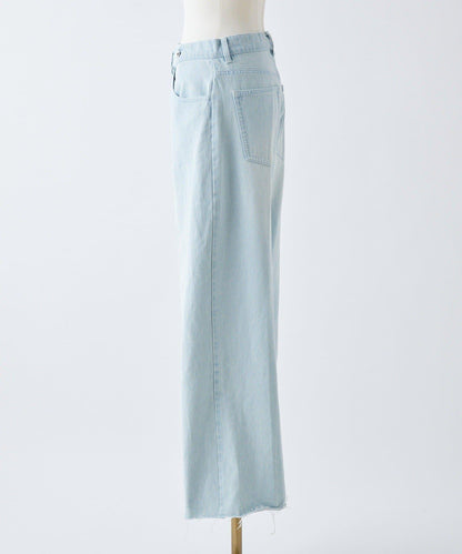 Seemi. 牛仔褲