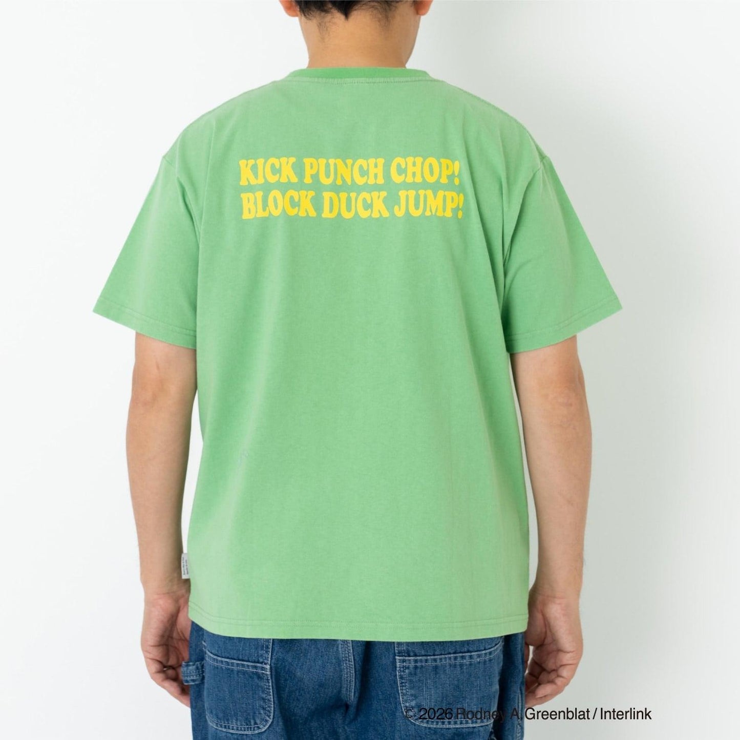 パラッパラッパー 屬於 IP 商品，但該商品沒有明確 **系列名** 與 **角色名**，因此按規則保留作品名並補充官方中文名，其餘按普通屬性描述處理。 輸出如下： パラッパラッパー（帕拉帕拉帕） 親子款 配色LOGO 寬鬆短袖T