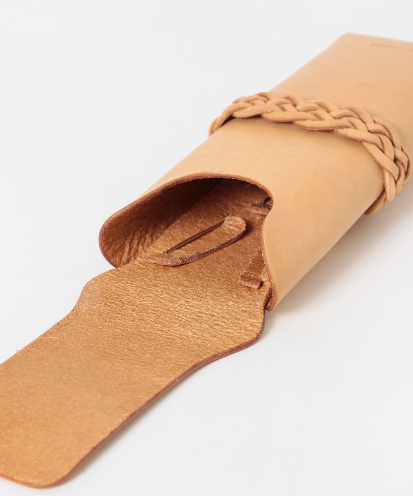 KAMARO’AN Woven Pen Case