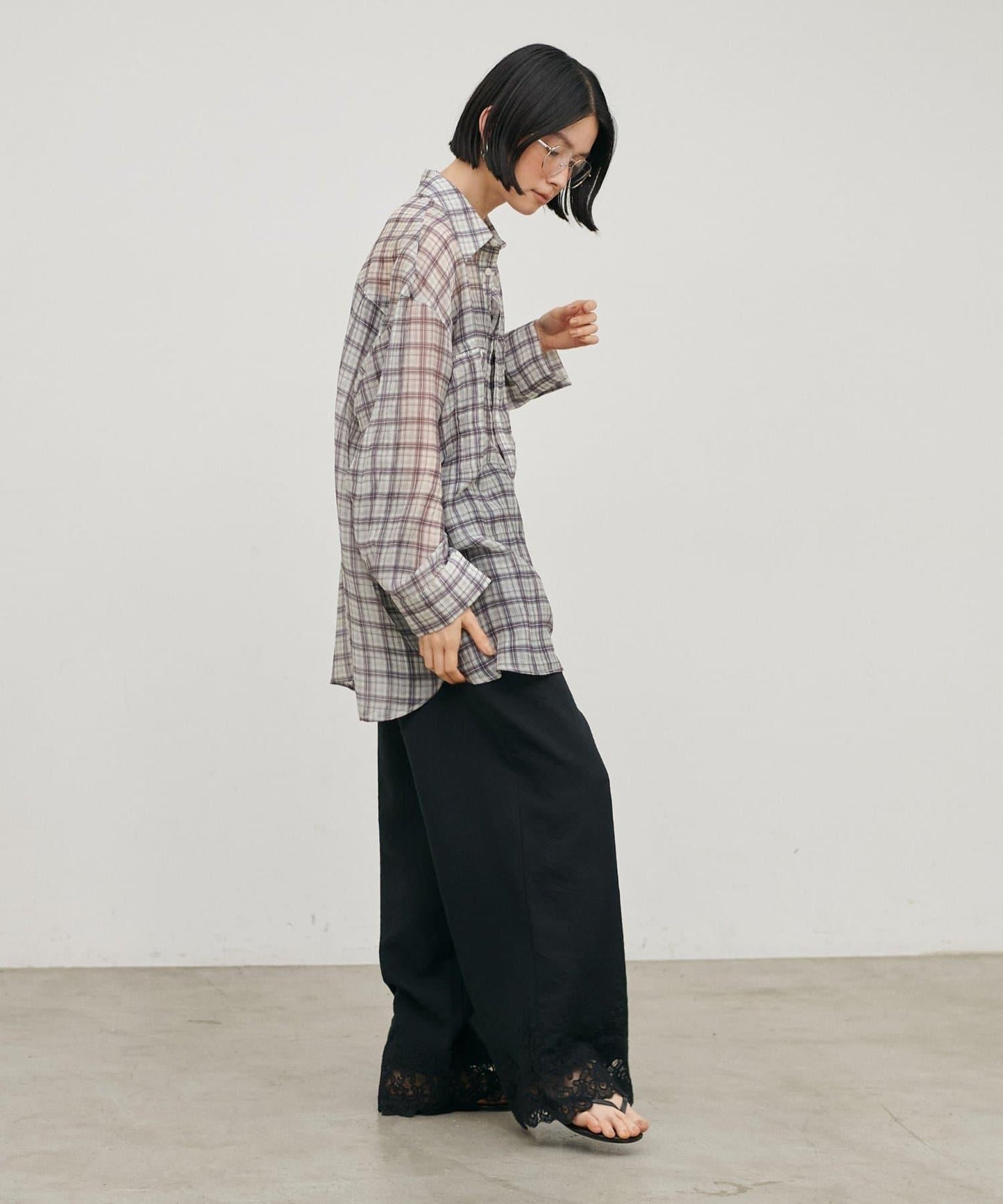 輕薄透感多穿法設計襯衫