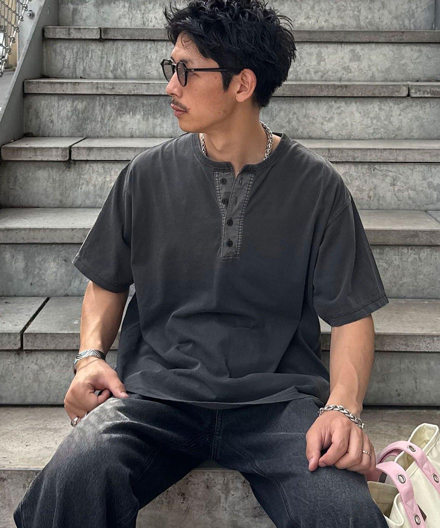 復古風亨利領T恤