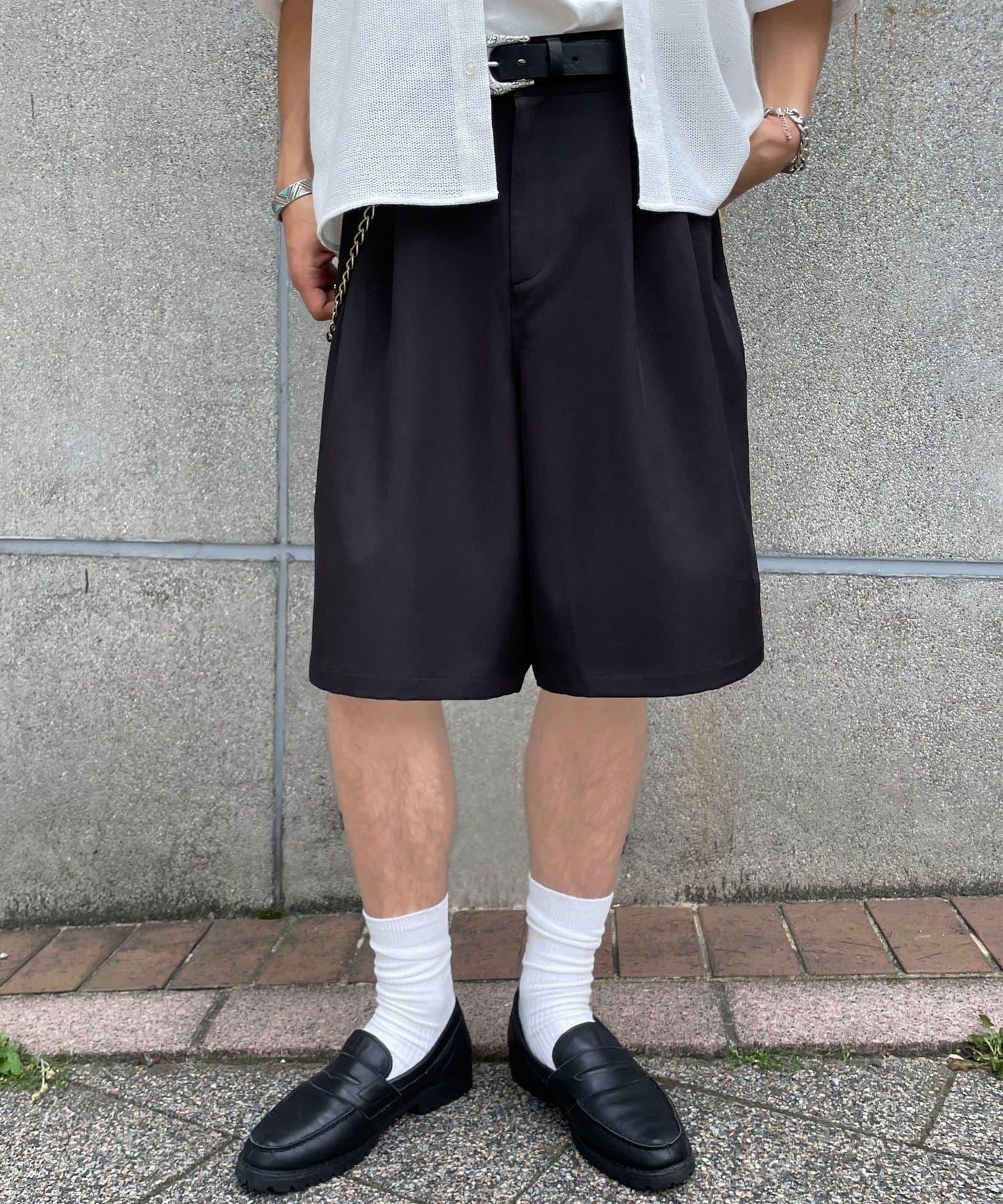 寬鬆西裝短褲