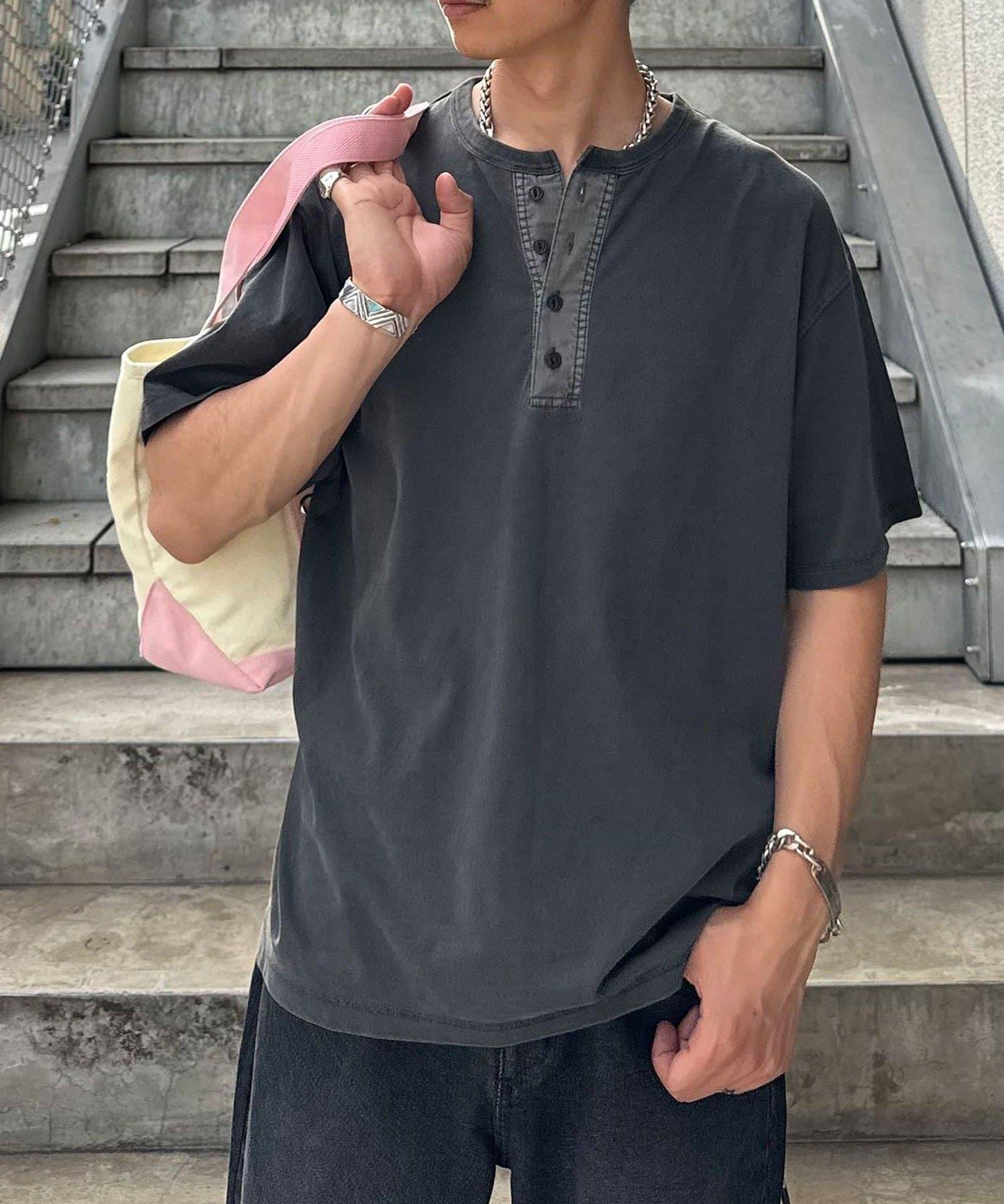 復古風亨利領T恤