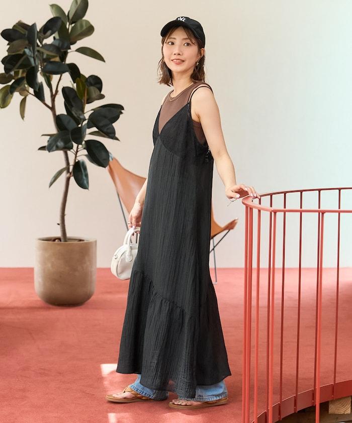 透膚蕾絲拼接吊帶連衣裙