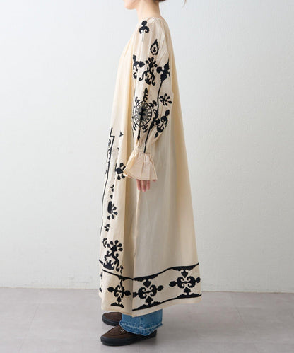 Aguni 2WAY 蓬鬆廓形 刺繡 連衣裙