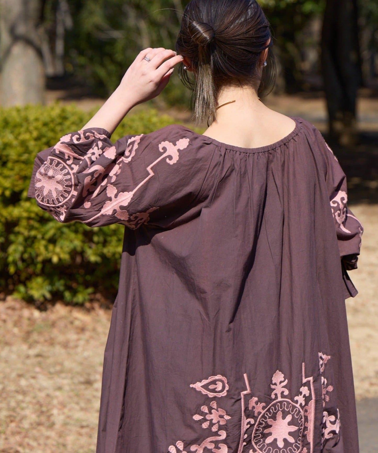 Aguni 2WAY 蓬鬆廓形 刺繡 連衣裙