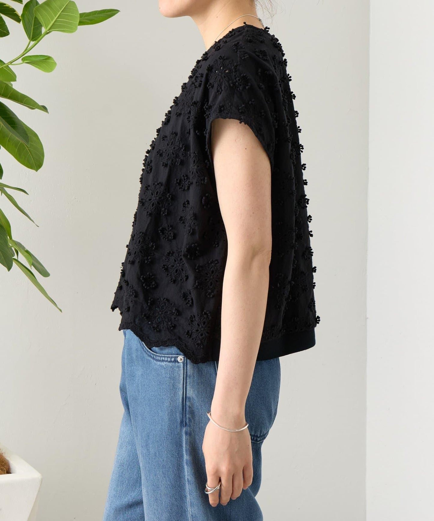 刺繡襯衫