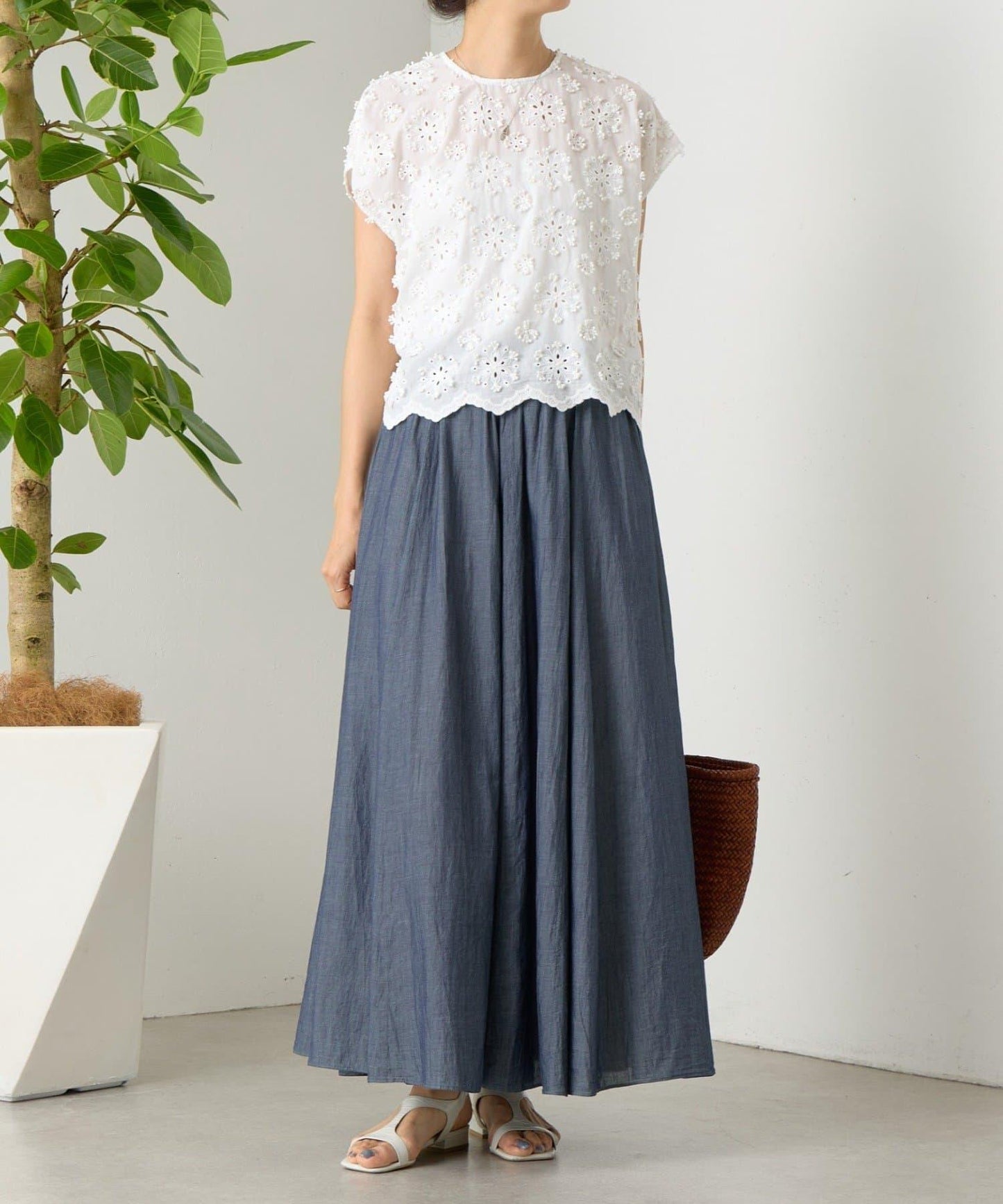 刺繡襯衫