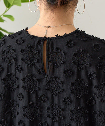刺繡襯衫
