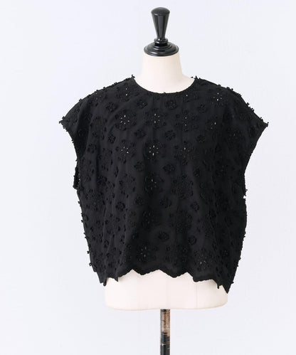 刺繡襯衫