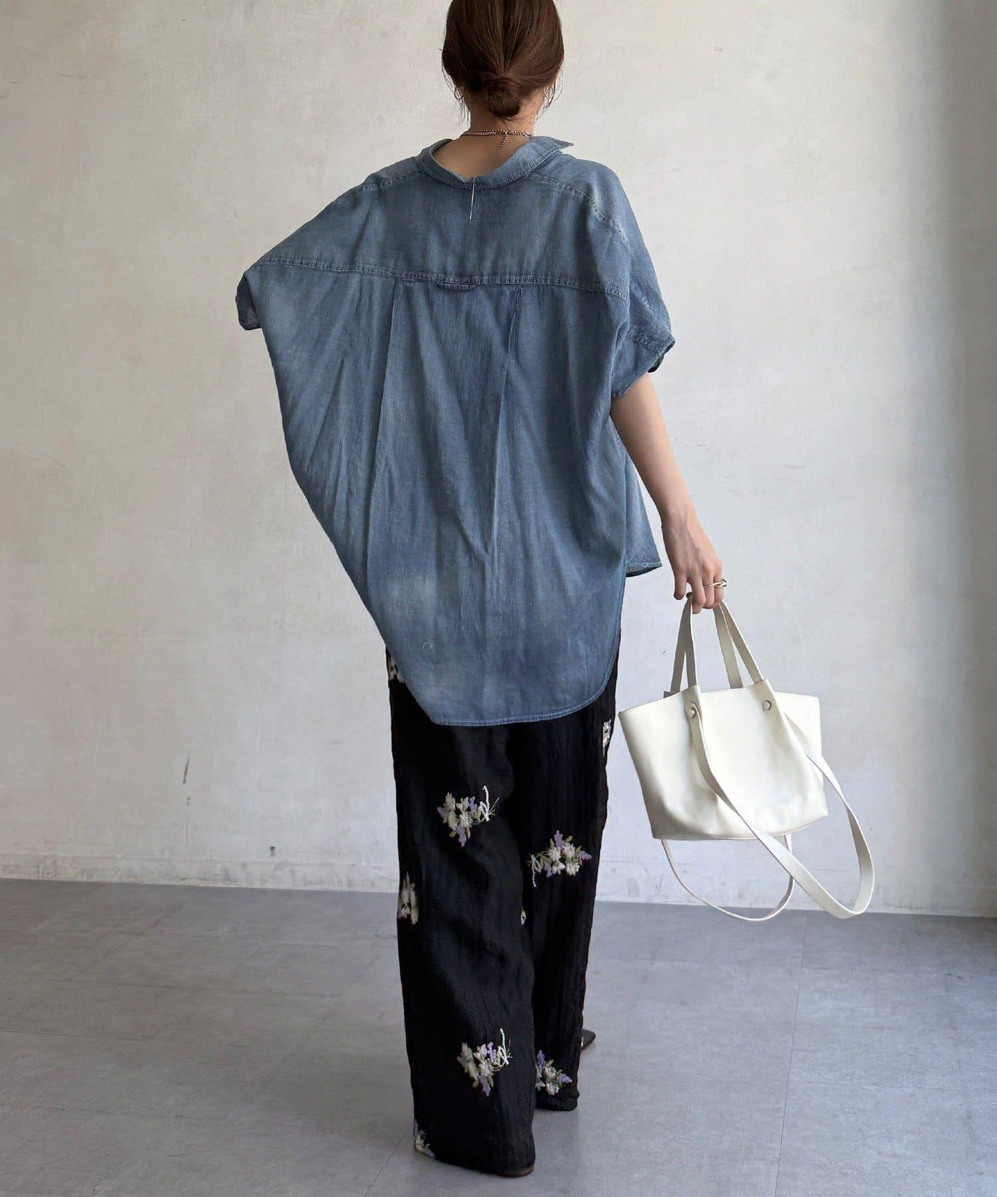 花卉刺繡 休閒褲（網絡）