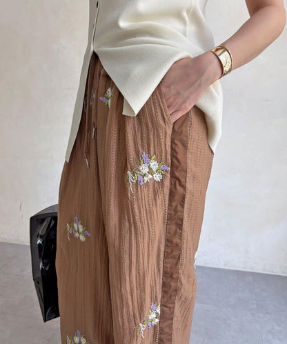 花卉刺繡 休閒褲（網絡）
