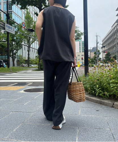 後背蓬鬆廓形 套裝