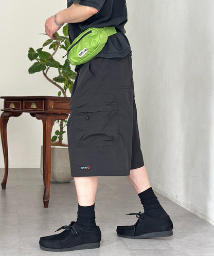 尼龍鬆緊工裝休閒短褲