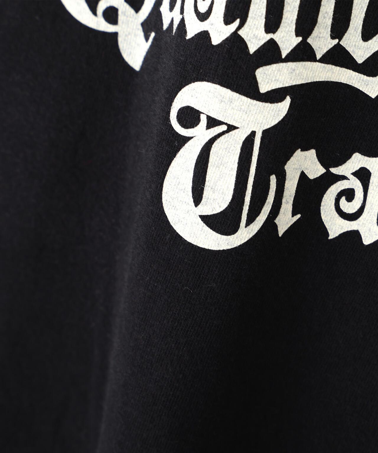 QUALITY OVER QUANTITY T-SHIRT 短袖T恤