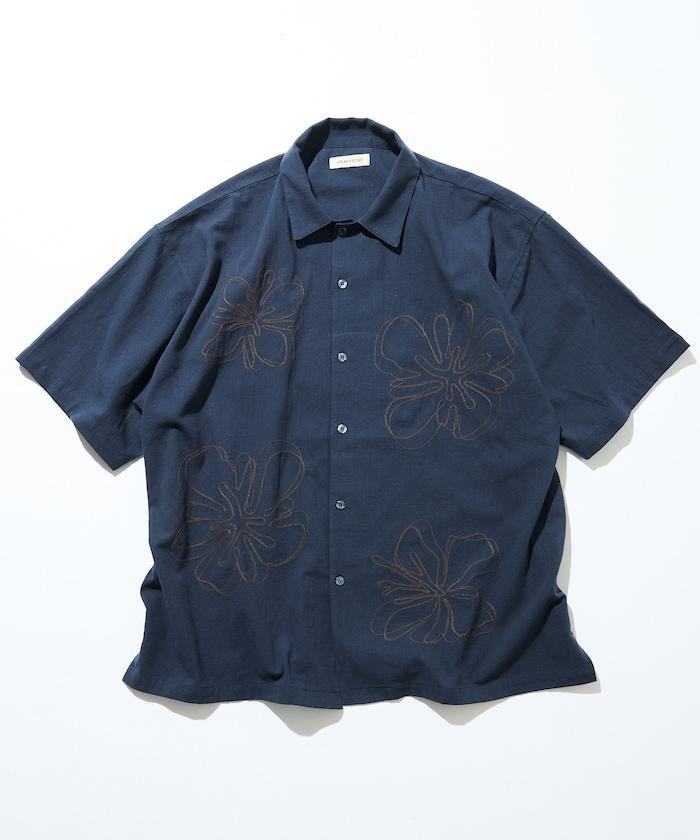 寬鬆版花朵刺繡短袖開領襯衫