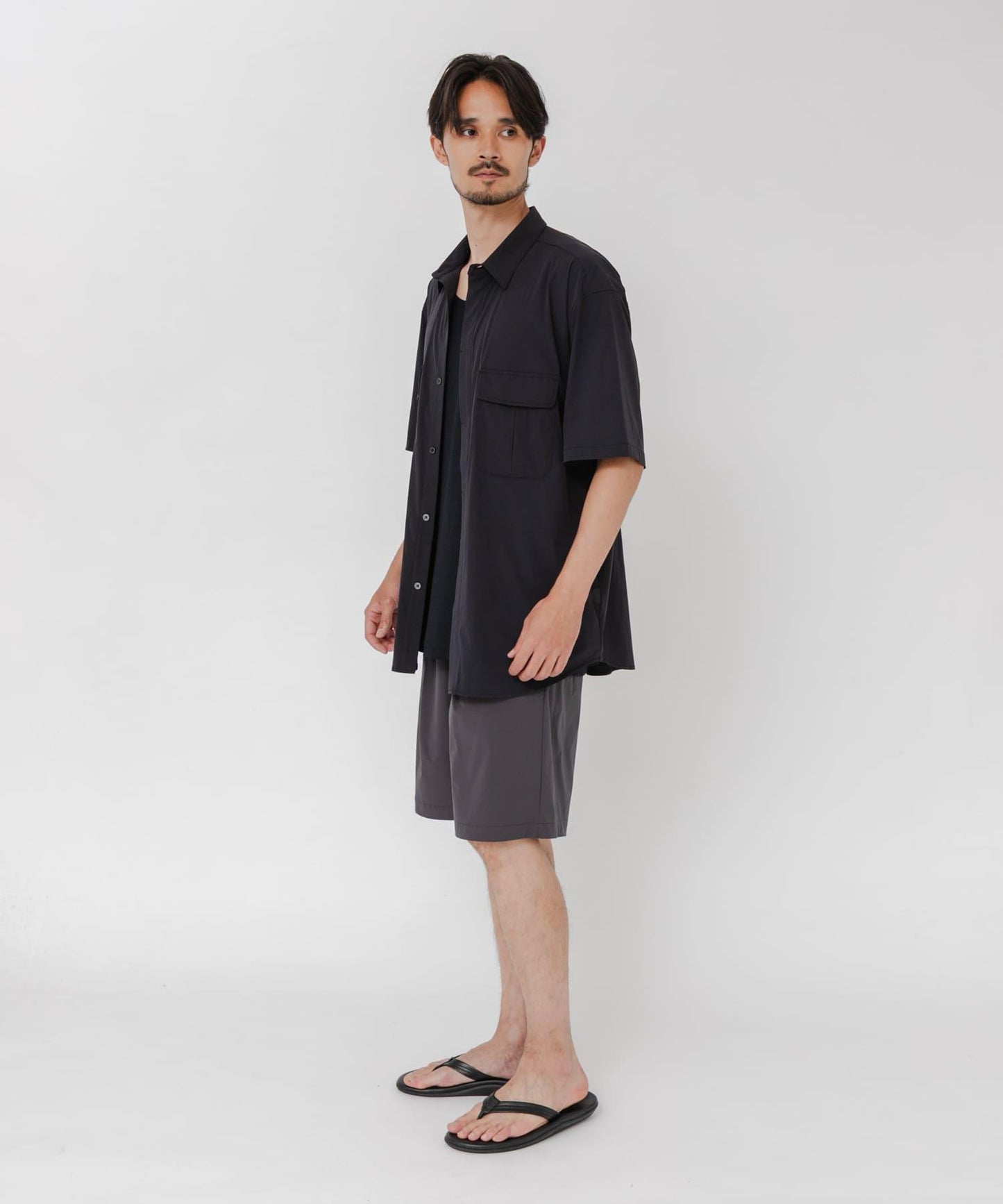 UR TECH MoLight PACKABLE SHIRTS 可收納襯衫