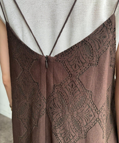 蕾絲吊帶連衣裙