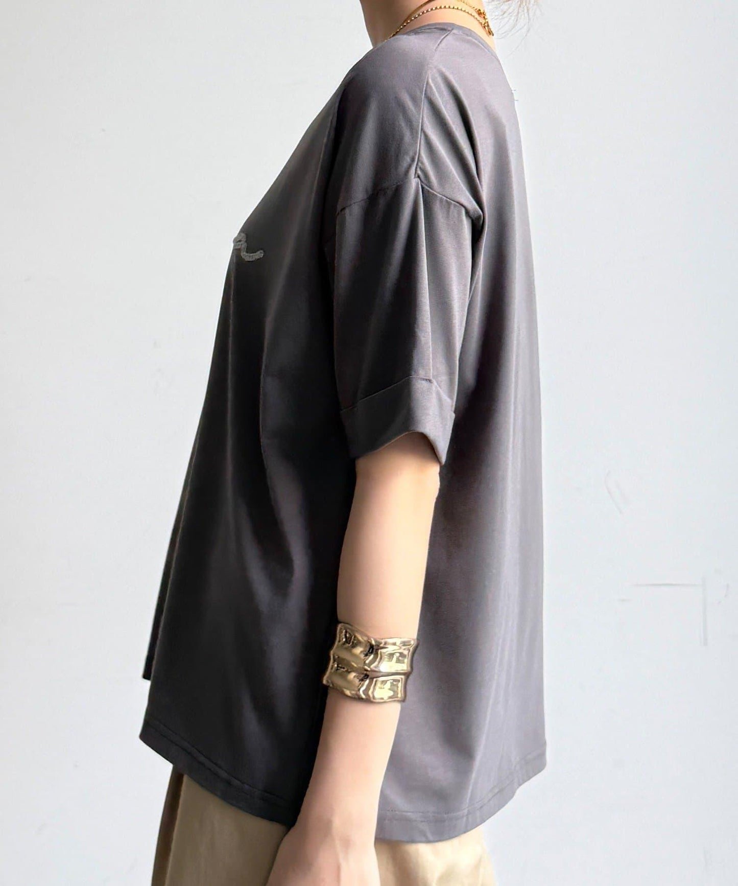 繩線刺繡Logo TEE