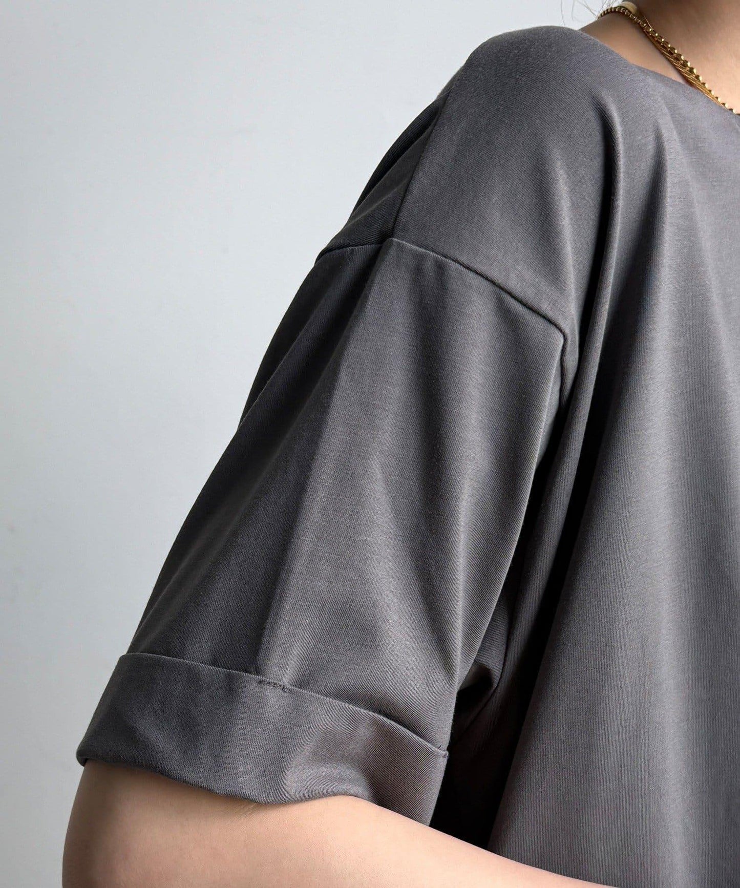 繩線刺繡Logo TEE
