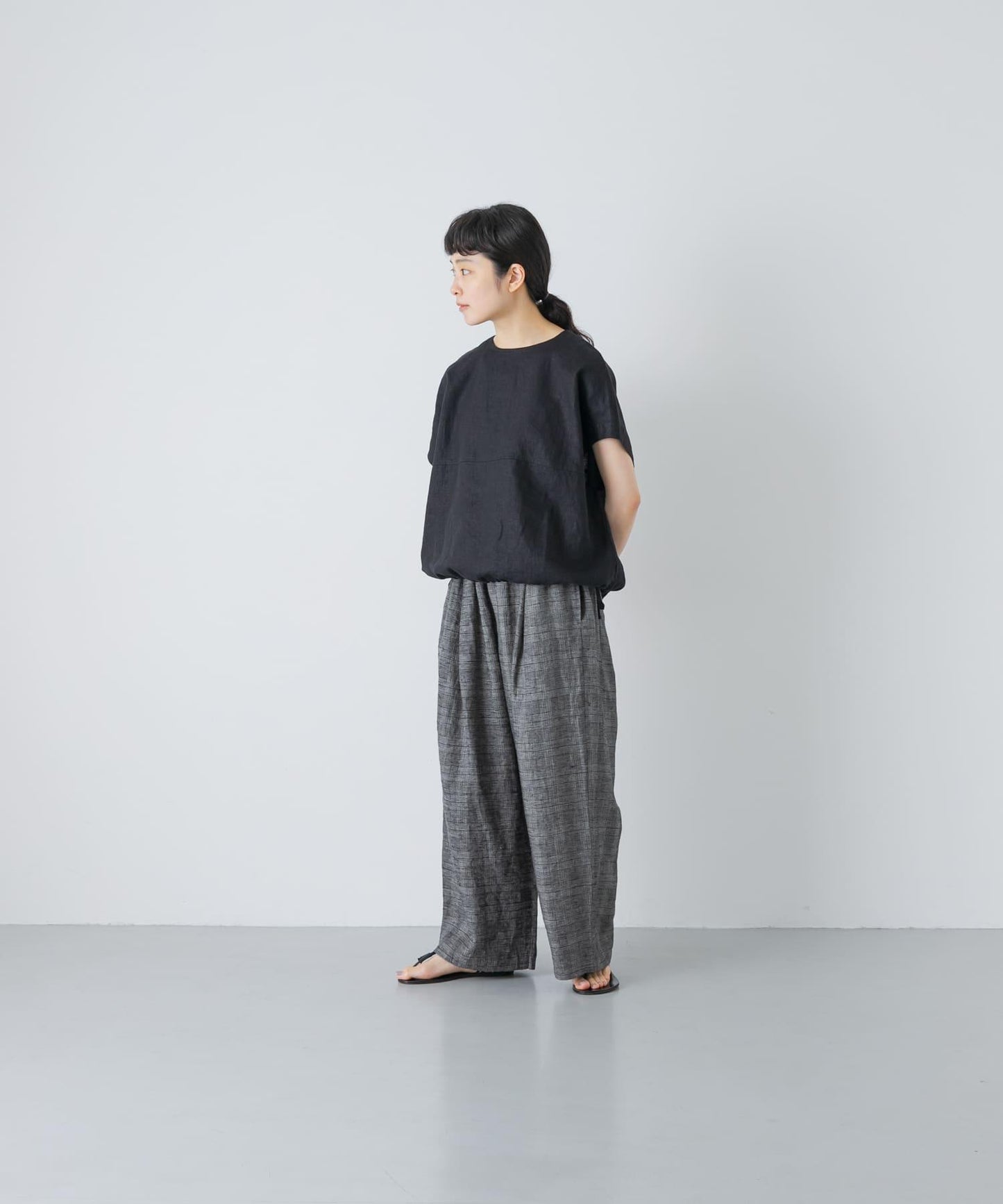 亞麻格紋休閒褲